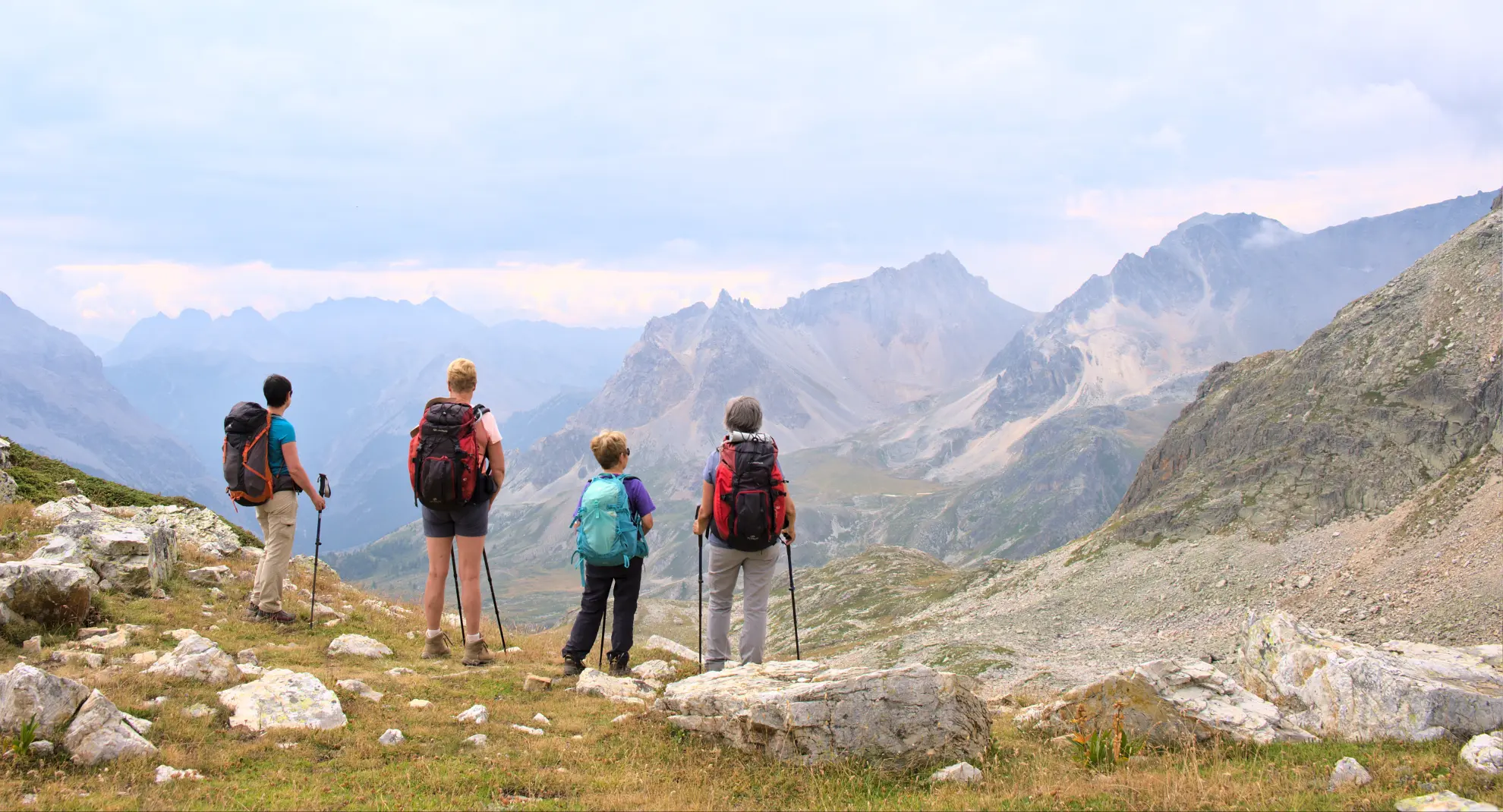 Rando en groupe dans les Alpes