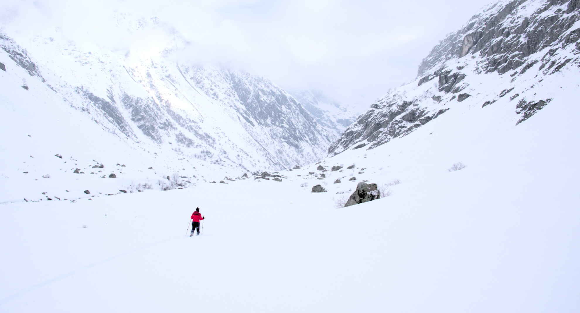 Raquettes à neige dans les Alpes du Sud : tout ce qu'il faut savoir pour débuter (choix, technique, conseils, destinations)