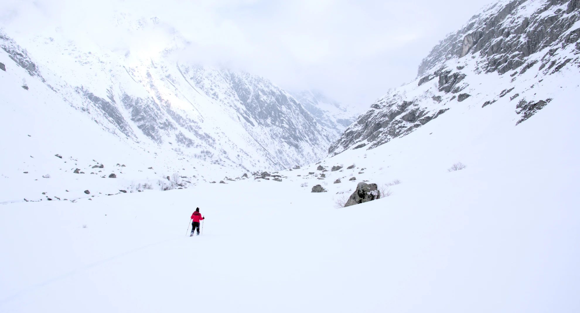 Raquettes à neige dans les Alpes du Sud : tout ce qu'il faut savoir pour débuter (choix, technique, conseils, destinations)